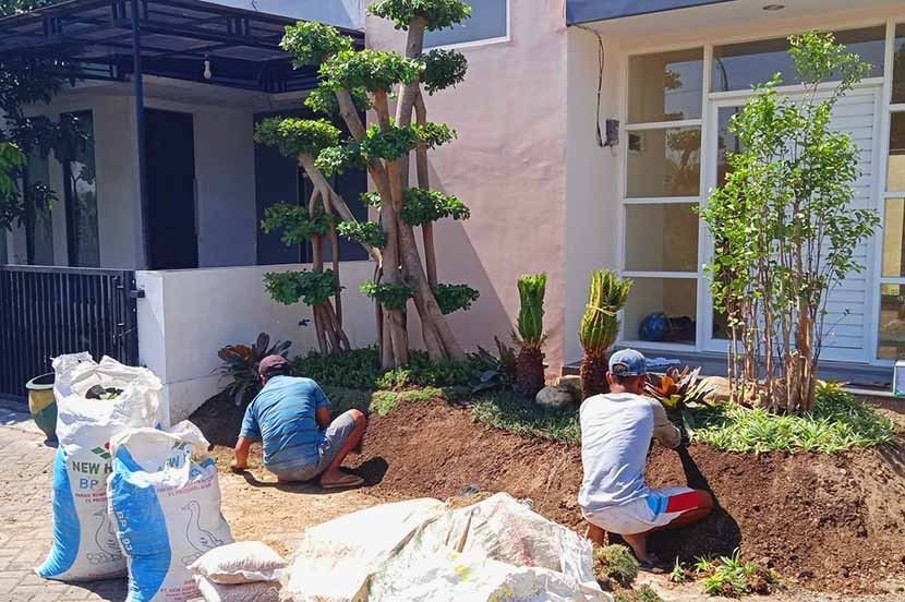 Desain halaman rumah mewah